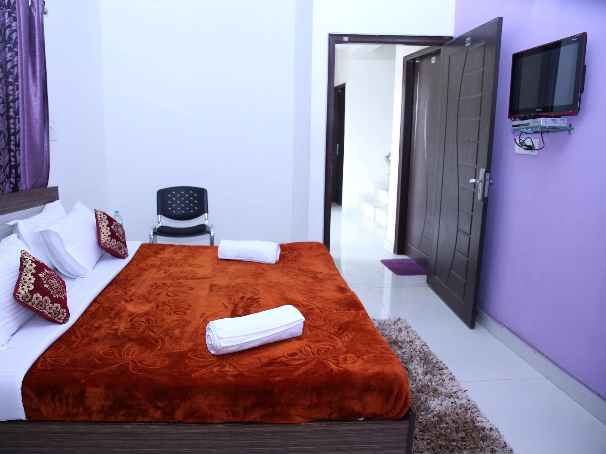 Hotel Airport Land New Delhi Buitenkant foto