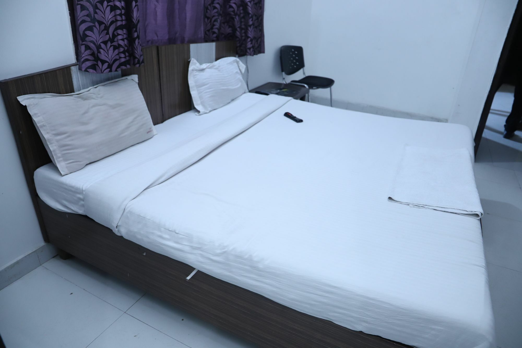 Hotel Airport Land New Delhi Buitenkant foto